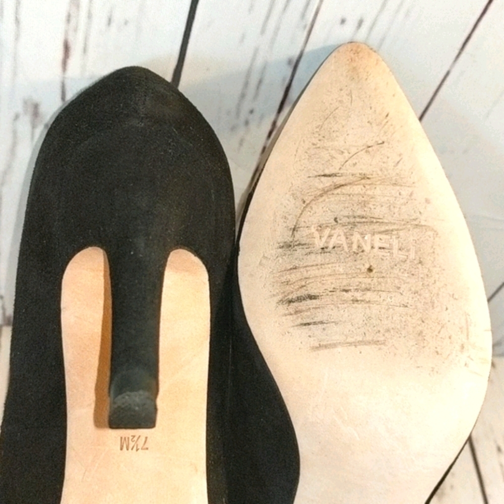 VanEli‎ Anabel Black Suede Chain link Cap toe Heels - Picture 11 of 11